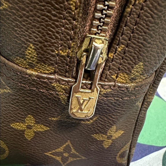 Louis Vuitton Monogram Trouse 28 - Picture 4 of 15